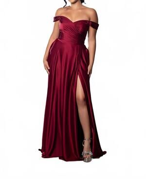 NEW MAY QUEEN COUTURE off shoulder pocket gown in plum